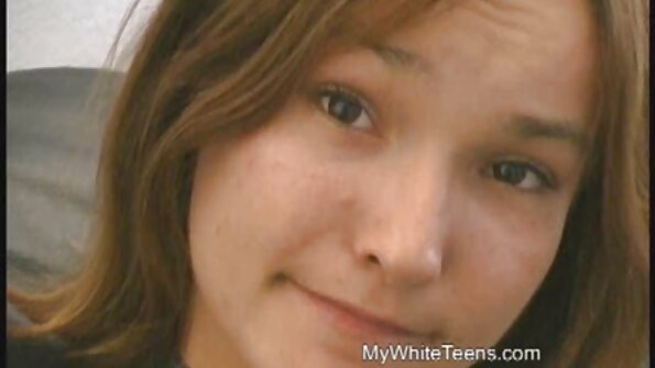 మనిషి అందమైన సవతి కుమార్తెను ఇబ్బంది పెట్టాడు, కానీ వారు దానిని రహస్యంగా ఉంచుతారు