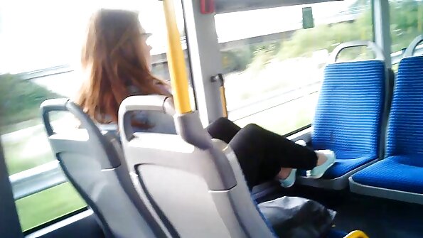 తన హాట్ ఆసియన్ సెక్రటరీని పనిలో పెట్టడం మరియు ఆమెను కమ్ చేయడం