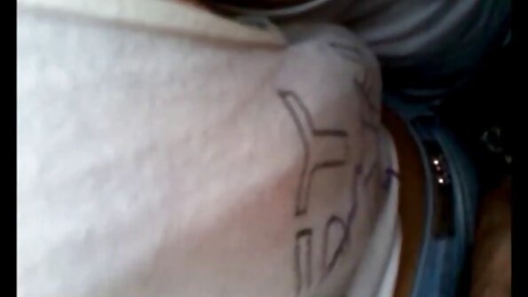 పూర్తిగా లబ్డ్ గాడిద ఫకింగ్ మిస్సీ మార్టినెజ్ గప్ చేస్తుంది