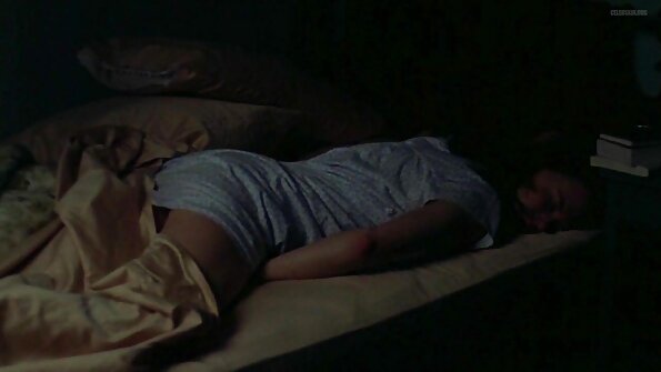 క్యాష్ స్వీట్ కోసం లాటినా అమ్మాయి హంగ్ డాక్టర్తో అద్భుతమైన సెక్స్లో ఉంది