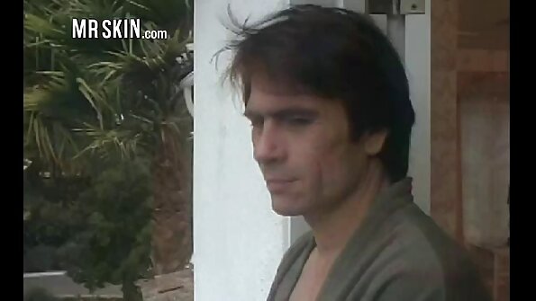 కొన్ని అందమైన కోడిపిల్లలతో హాట్ ఫేషియల్ కమ్షాట్ సన్నివేశాల సంకలనం