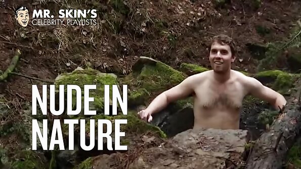 లూబ్డ్ కాక్ స్లూటీ ఛారిటీ బ్యాంగ్స్ యొక్క గాడిదను స్లైడ్ చేస్తుంది