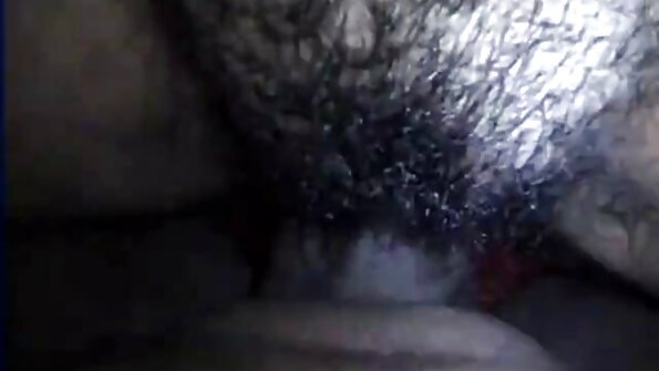 గియా డెర్జా ఆమెను ఎలా ఇబ్బంది పెడుతుందో మనిషికి అర్థం కాలేదు